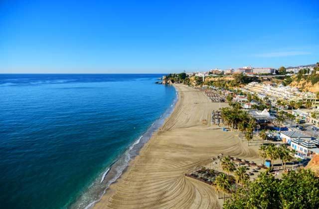 Apartamento A Estrenar En Primera Linea De Playa تورّوكس كوستا المظهر الخارجي الصورة